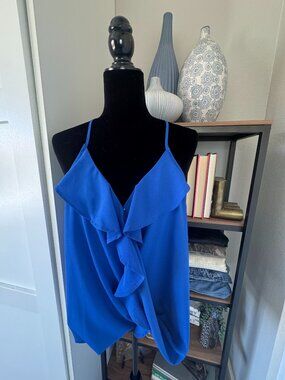 Perfectly Priscilla Blue Ruffle Hi-Lo Tank w/Snap Closure - Size L